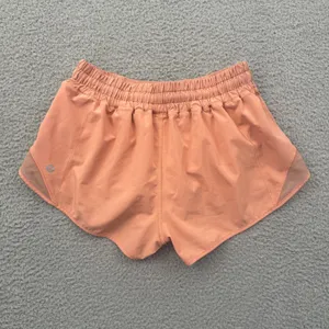 Lululemon Hotty Hot Short Low Rise 2.5" Pink Savannah Athletic Women's 6 thumbnail 3