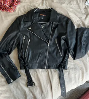 Crop Leather Jacket Size M thumbnail 1