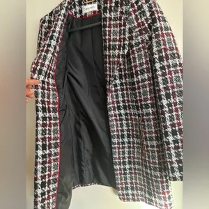 Calvin Klein Women’s Black, White, and Red Plaid Blazer Jacket Size 2 thumbnail 3