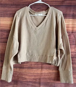 Altar'd State Womens Tan Textured V-Neck Cropped Sweater Boxy Fit Medium thumbnail 1