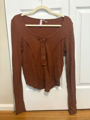 Urban Outfitters Top thumbnail 1