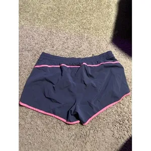 GapFit Womens Grey Pink Trim Running Shorts Athletic‎ Gym Activewear Small thumbnail 4