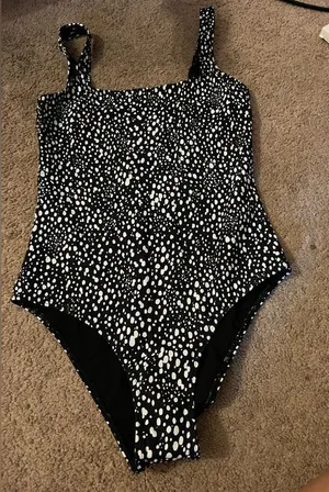 ‎Babaton xs swimsuit thumbnail 1
