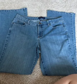 Low Rise Flare Jeans Y2K Wide Leg Denim Medium Wash Jeanstar Flap Pocket Pants thumbnail 1