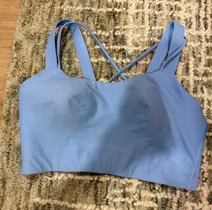 Lululemon bra thumbnail 1