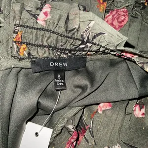 Drew Green Floral Long Sleeve Smocked Waist Dress‎ Size Small thumbnail 2