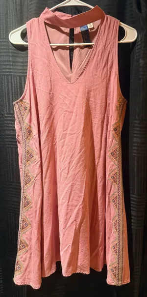 Pink dress Size M thumbnail 1