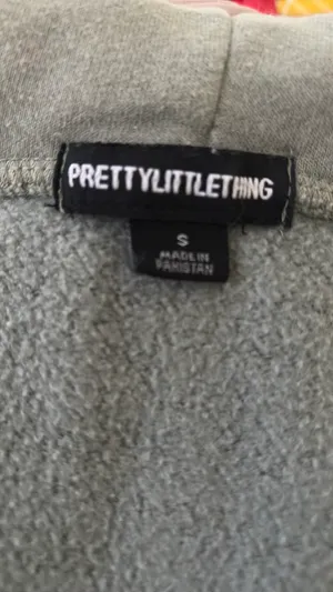 Zip-Up Hoodie Pretty Little Thing thumbnail 3