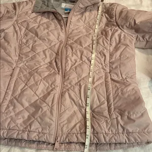 Columbia Women's Light Pink Quilted Puffer Jacket thumbnail 9