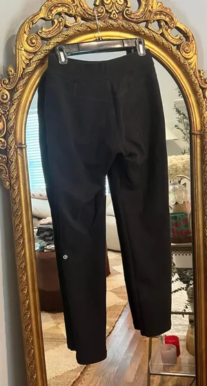 Lululemon sweatpants thumbnail 2