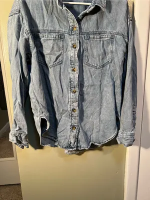 Velvet Heart Women’s Size Large Button Down Shirt Denim Light Medium Wash Chest thumbnail 3