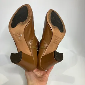 Anthropologie Brand Luisa Perea tan leather heeled ankle boots women's‎ size 39 thumbnail 6