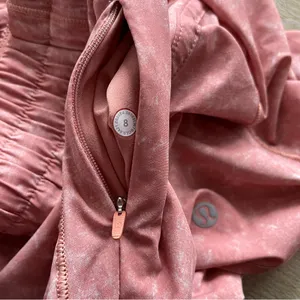 Lululemon Stretch Woven Short Vita Pink thumbnail 3