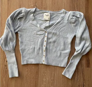 Abercrombie & Fitch Sweater thumbnail 1