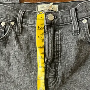 Madewell Dark Ankle Crop Denim thumbnail 6