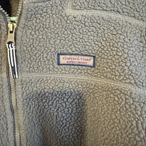 Vineyard Vines Gray Sherpa Fleece Quarter Zip‎ Pullover Jacket Womens Medium thumbnail 4