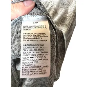White House black market silver print top NWT small‎ thumbnail 6