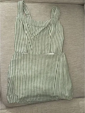 Abercrombie Green and White Set thumbnail 2