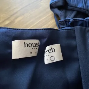 HOUSE OF CB 'Dana'‎ Navy Puff Sleeve Corset NWOT thumbnail 6