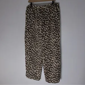 Loft Sleepwear XL 2 Piece Long Pajama Set Satin Notch Collar‎ Leopard Print thumbnail 5