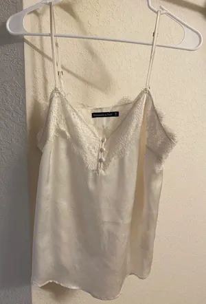 Silk Top thumbnail 1