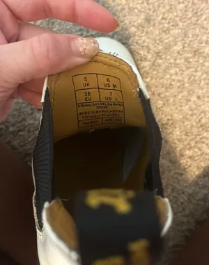 Dr. Martens White Chelsea thumbnail 3