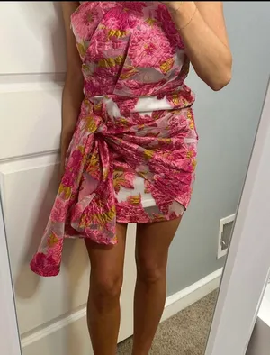 Showpo BRAILEY MINI DRESS - ONE SHOULDER WRAP FRONT IN PINK JACQUARD thumbnail 1
