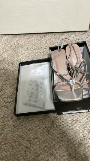 Windsor Heels thumbnail 2
