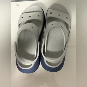 CROCS Gray and Navy Platform Sandals thumbnail 4