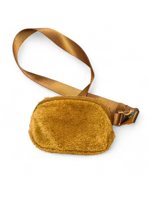 Lululemon Everywhere Fleece Belt Bag in the color Burnt Caramel thumbnail 2