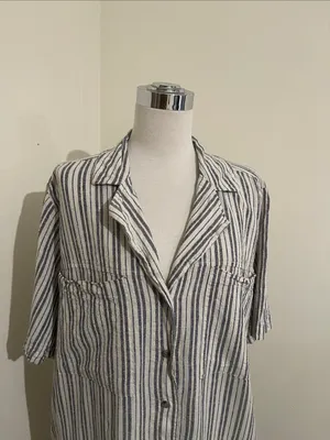 Universal Threads Striped Button-Front Mini Dress in Gray and White thumbnail 4