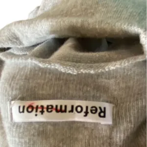 Reformation‎ Gray Sweater thumbnail 5
