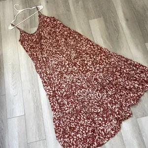Anthropologie Maxi Dress floral backless tiered tank womens Red medium vacation thumbnail 3