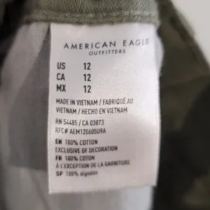American Eagle Highest Rise Mom Shorts 12 Olive Green *NWOT FLAWED* thumbnail 7