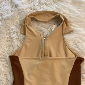 Halara Stylish Tan and Brown Dress size M length 27” bust 26” open back thumbnail 5