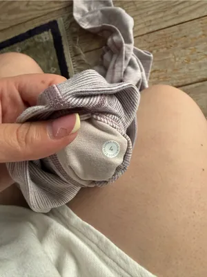 Lululemon Wunder Under High-Rise Leggings Size 4 thumbnail 3