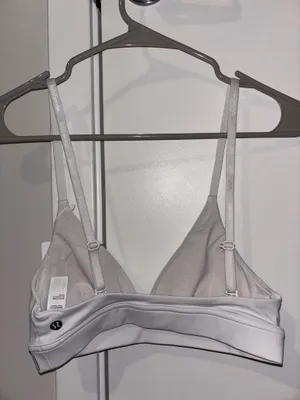 Lululemon Sports Bra thumbnail 2