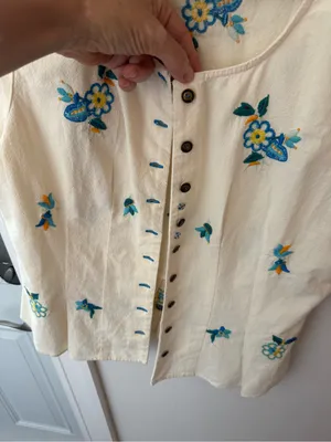 • Free People • NWOT Cream Floral Embroidered Button-Front Women's Top thumbnail 3