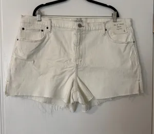 Abercrombie Mom Shorts thumbnail 1