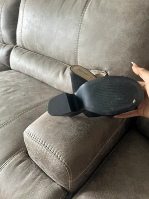 Chunky Heels thumbnail 3