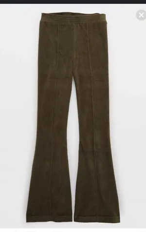 NWT Aerie Groove on Rib Velour Flare Pants thumbnail 7