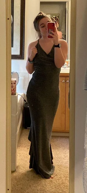 Black Sparkle Gown Size M thumbnail 1
