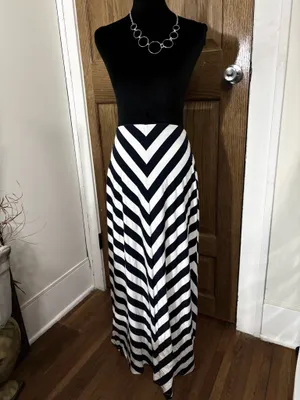 LOFT M Navy White Maxi Skirt Chevron Stripe Rayon thumbnail 4