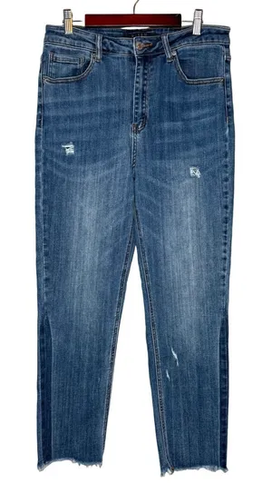 Risen Jeans High Rise Cropped Straight Leg Raw Hem Denim Size 30/11 thumbnail 1