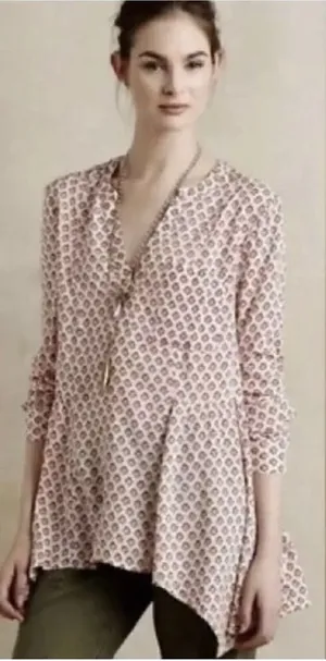 Maeve Anthropologie‎ Pink Medallion Sharkbite Hem Tunic Top Sz 0 thumbnail 1