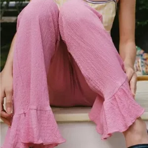 Urban Outfitters Daphne Ruffle Flare pants. Size XL thumbnail 1