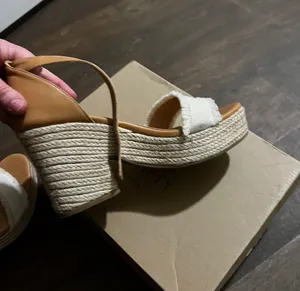 Riley Wedges Tan Size 8.5 thumbnail 1