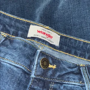 NWT Wrangler High Rise True Straight Crop Jeans Size 14/32 thumbnail 9