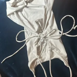 Non-Signe White Mini‎ Athletic Dress W/ Tie Back Detailing Size XS thumbnail 8
