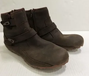 Merrell GripDry Bootie Boots Womens 7.5 Brown Leather Ankle Zip Strap Gorpcore thumbnail 1